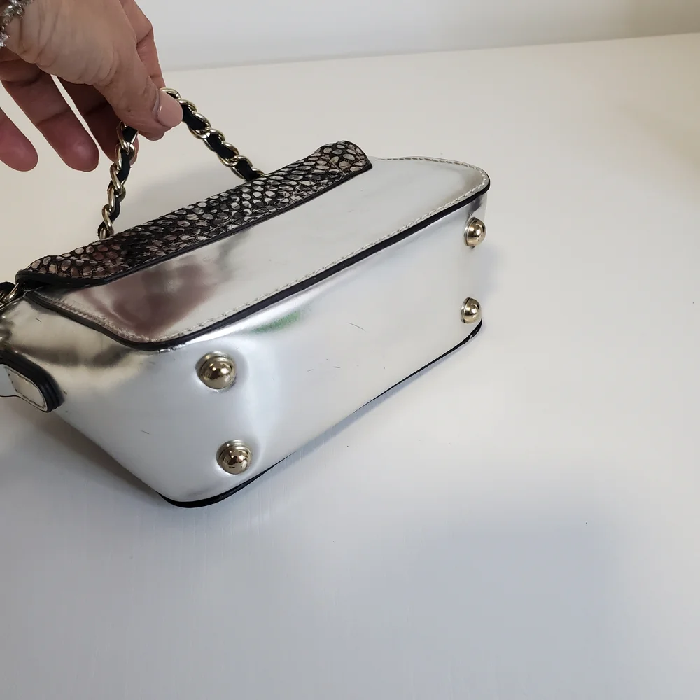 Silver and Black Snakeskin Women's Bag - Picture 6 of 10